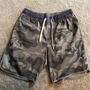 Vuori Men’s Grey Camo Shorts